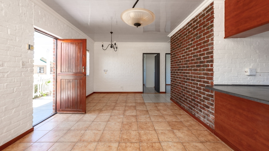 2 Bedroom Property for Sale in Agulhas Western Cape